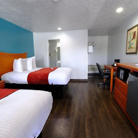 M Star Hotel Searcy Bagian luar foto