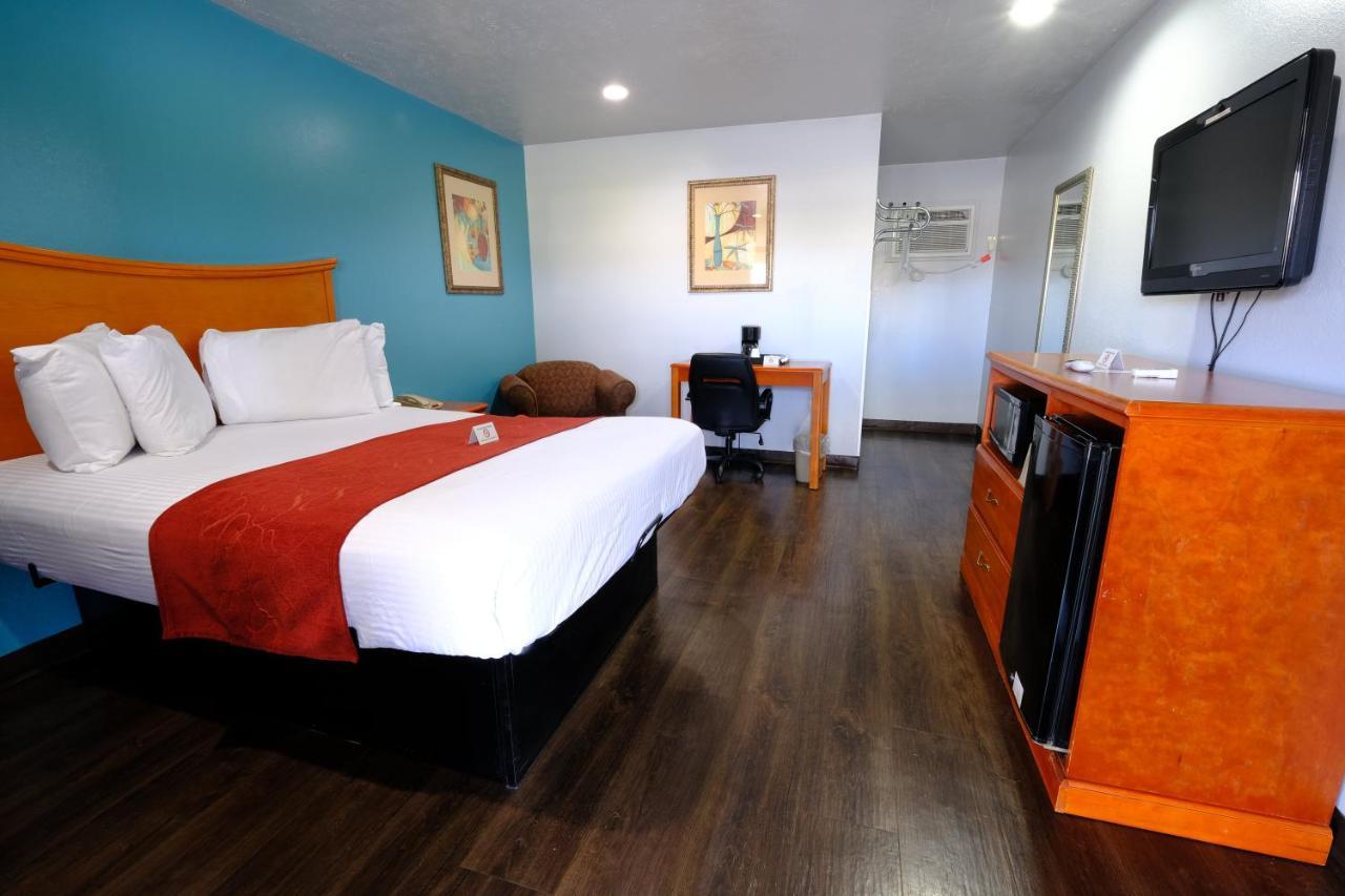 M Star Hotel Searcy Bagian luar foto